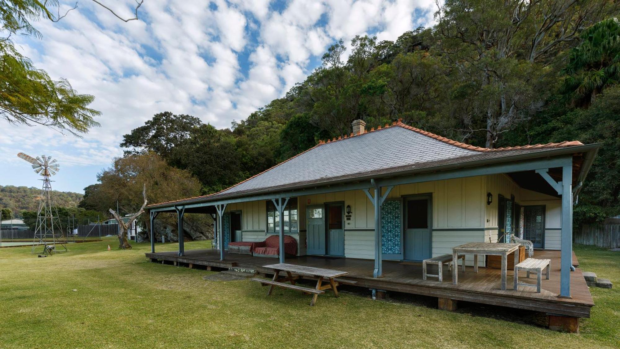 Currawong Beach Cottages Great Mackerel Beach Exterior photo